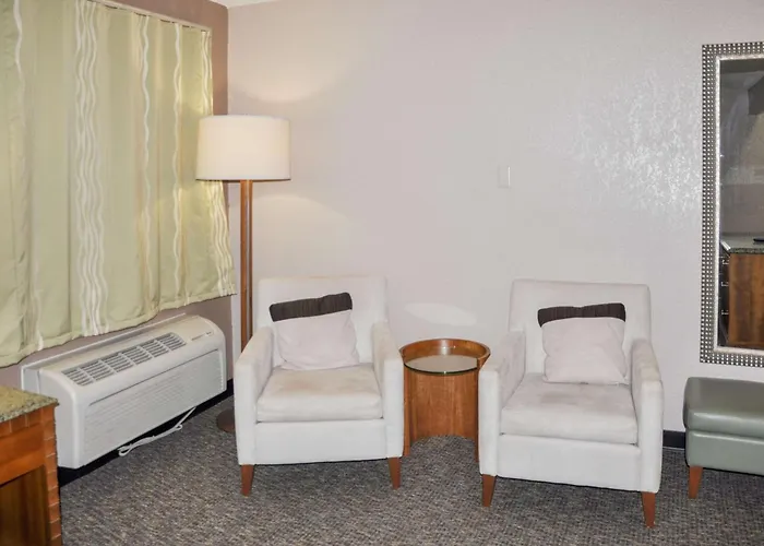 Inn Rodeway 2*
