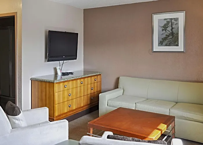 Inn Rodeway 2*