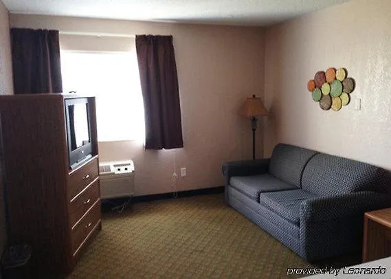Rodeway Fargo