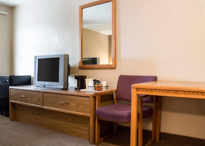 Inn Rodeway 2*