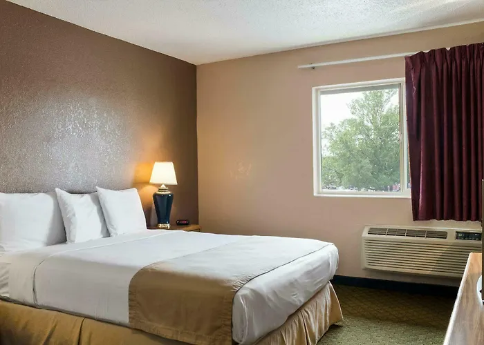 Rodeway Inn Fargo